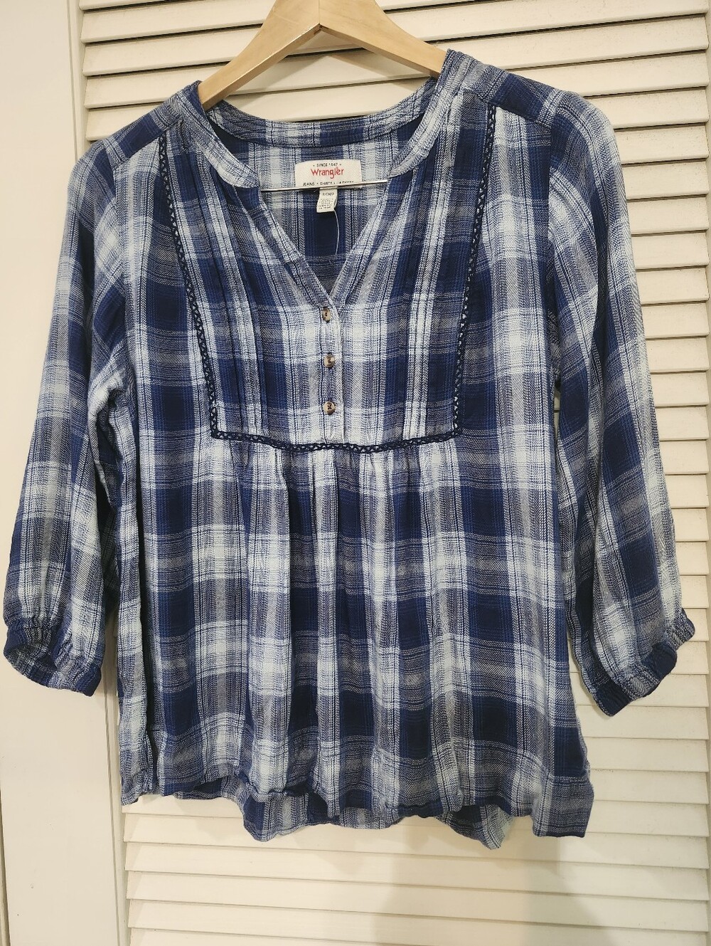 Wrangler Blue Plaid Button-Pintuck Top